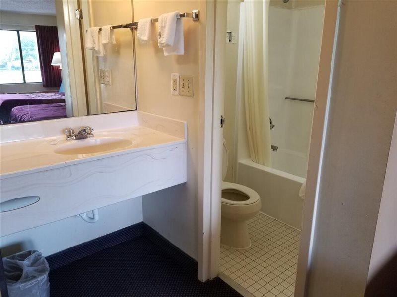 Americas Best Value Inn - Chesapeake Exteriör bild