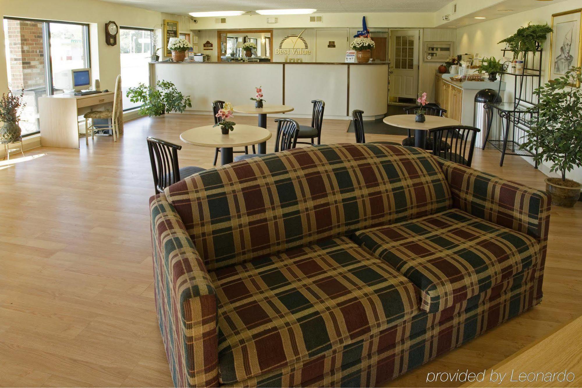 Americas Best Value Inn - Chesapeake Inreriör bild