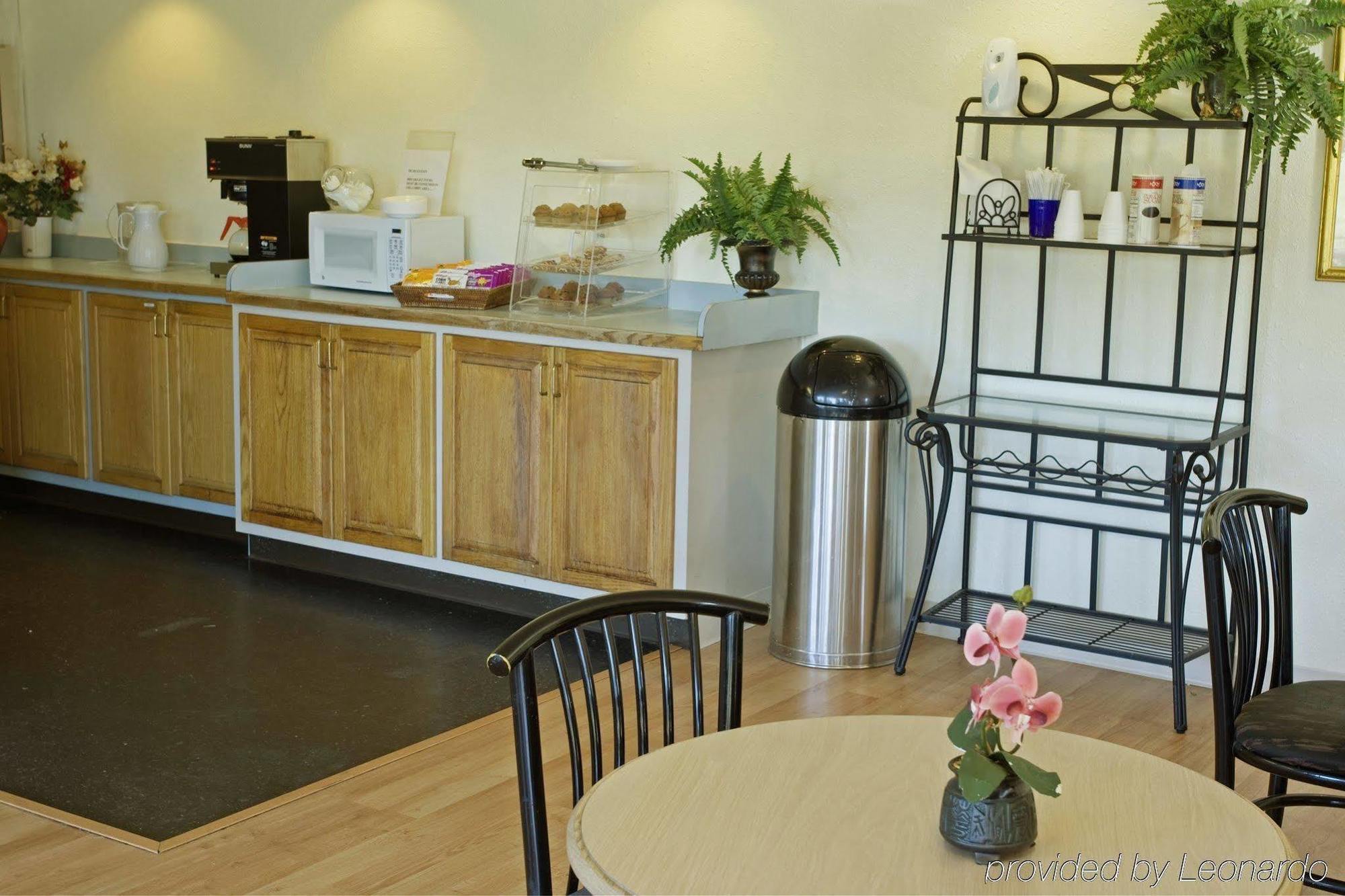 Americas Best Value Inn - Chesapeake Restaurang bild